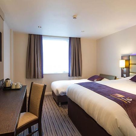 Premier Inn Bodmin Exterior foto
